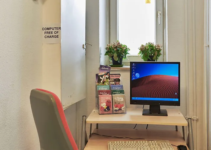 Pauli Hostel